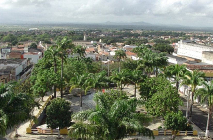 Palmeira dos Índios comemora 127 anos de Emancipação com desfile cívico