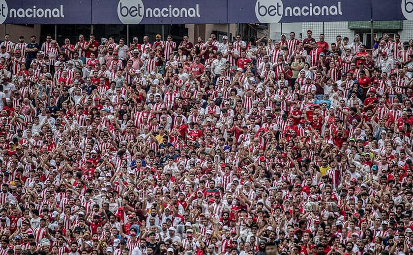 Árbitro relata cantos homofóbicos durante Náutico x CSA, nos Aflitos