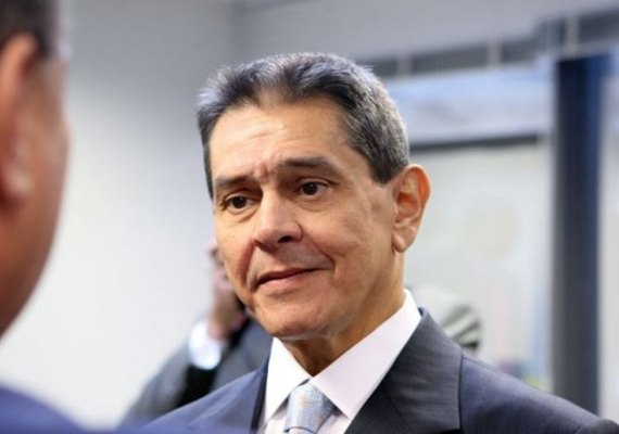 Alexandre converte em domiciliar a prisão de Jefferson, que está com covid-19