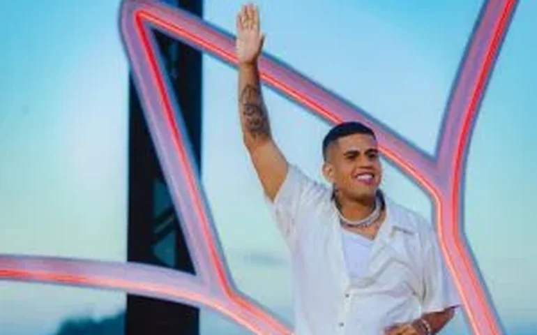 Gaab apresenta '17 Ligações' e dá sequência ao projeto 'Gaab no Entardecer'