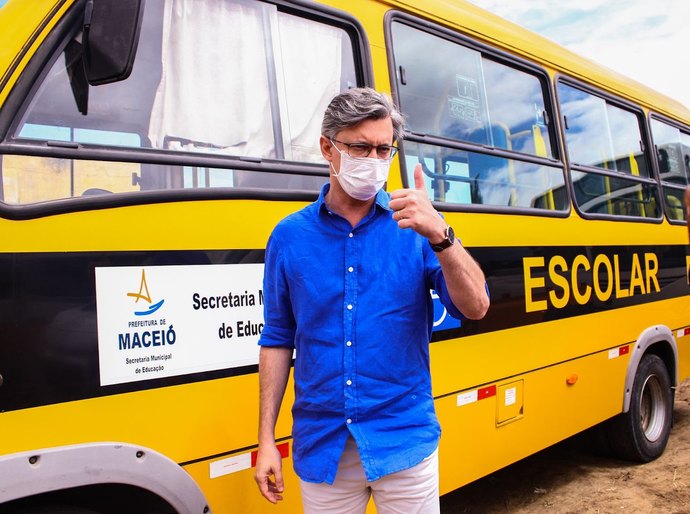 Volta às aulas: transporte aos alunos da rede municipal está garantido