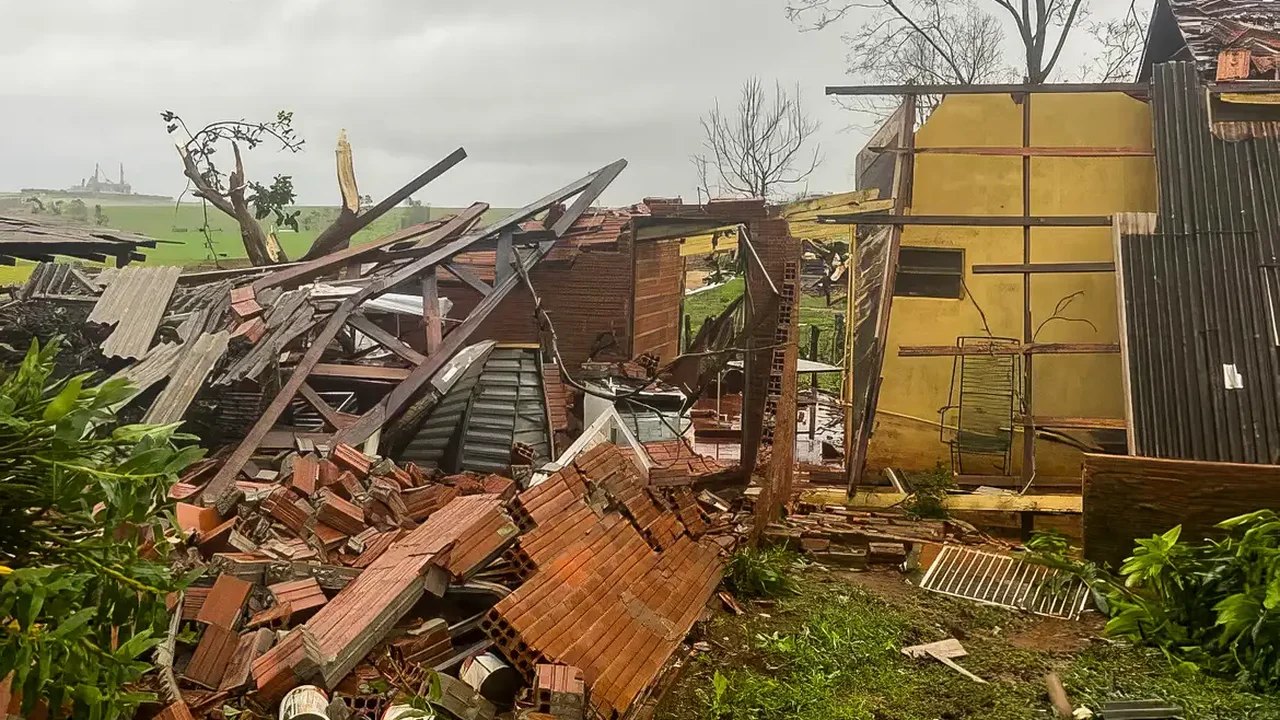 Ciclone Chido deixa centenas de mortos no arquipélago francês de Mayotte