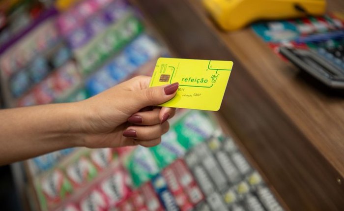 Decreto presidencial aperfeiçoou regras do vale-alimentação