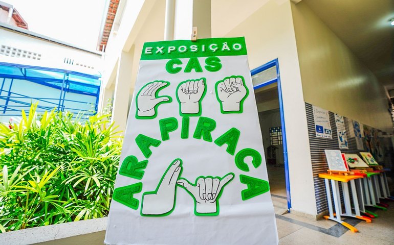Prefeitura realiza I Mostra CAS de Artes em alusão ao mês de lutas e conquistas da comunidade surda