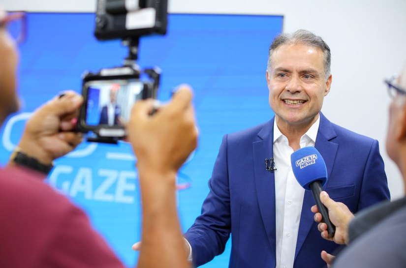 Equipe de Renan Filho diz que ele venceu primeiro debate e expõe despreparo de JHC
