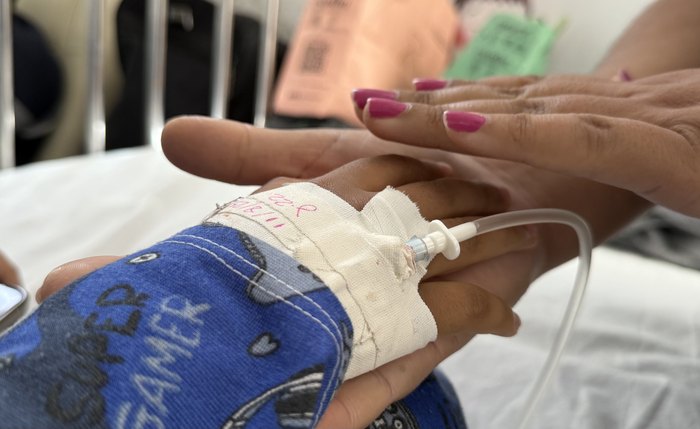Criança passou por cirurgia no HGE e segue internada por precaução
