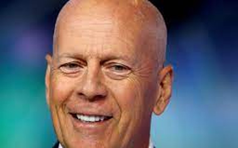 Bruce Willis é homenageado pela família em seu aniversário de 69 anos