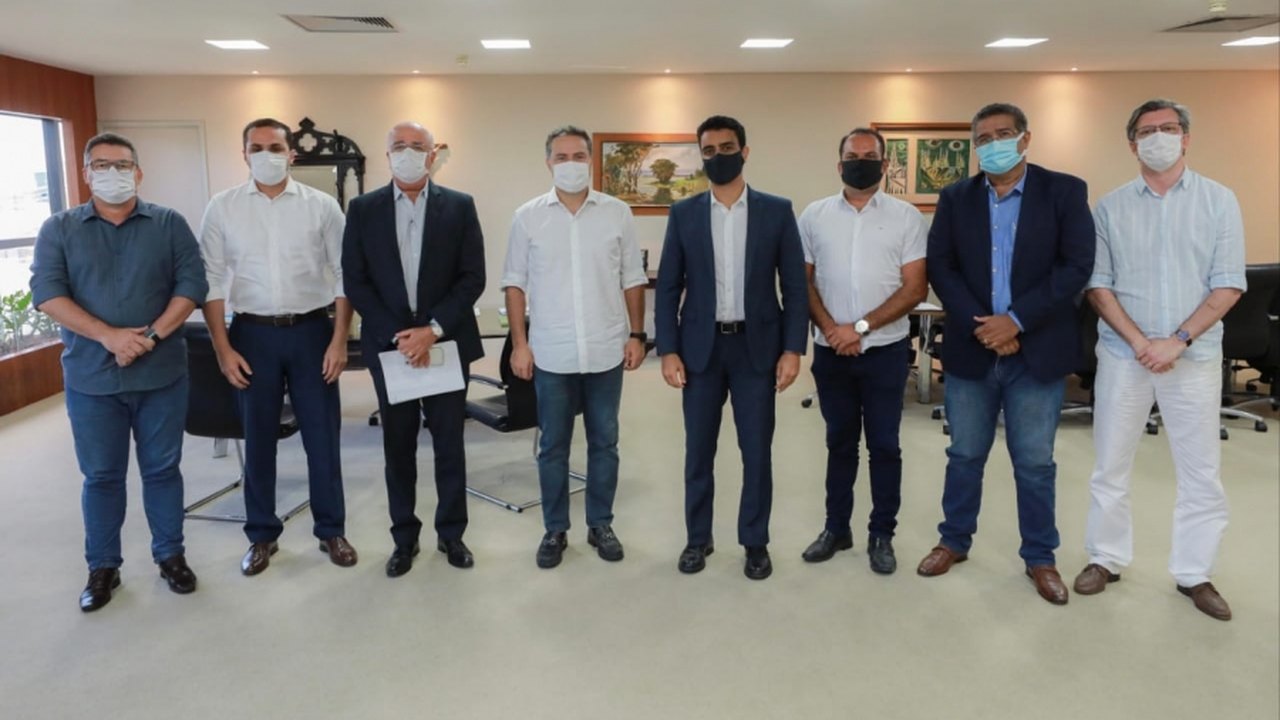 Pandemia: Governador e prefeito de Maceió se reúnem para definir novas medidas