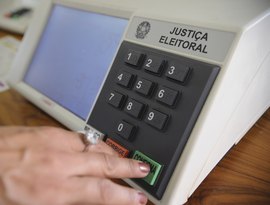 Descomplicando a política: plataforma gratuita ajuda eleitores a tirarem dúvidas