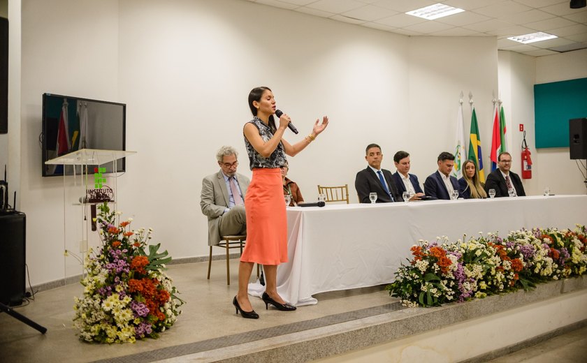 Eleitor do Futuro: Estudantes de Coruripe participam de palestras sobre cidadania e voto consciente