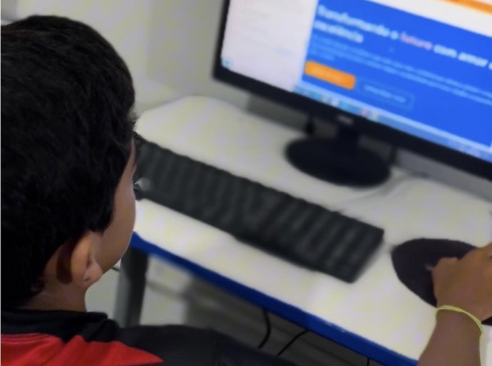 Santana do Mundaú avança no ensino para uso consciente da Inteligência Artificial