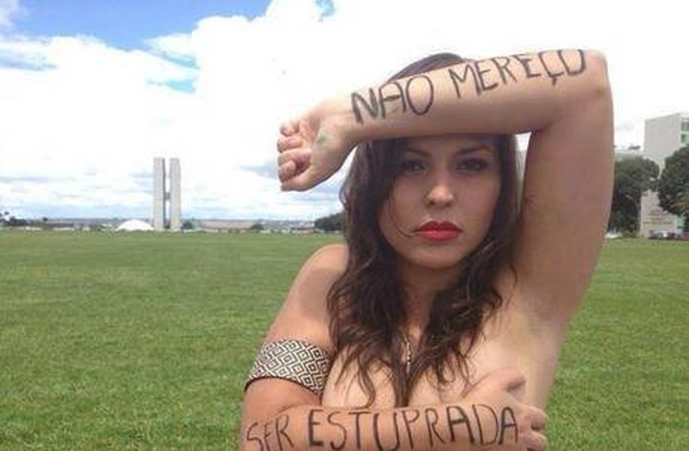 Movimento Não Mereço ser Estuprada teve força nas redes sociais Reprodução / Facebook