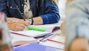 Olimpíada oferta bolsas de iniciação científica para estudantes; veja como participar / Foto: Foto: Freepik/Arquivo