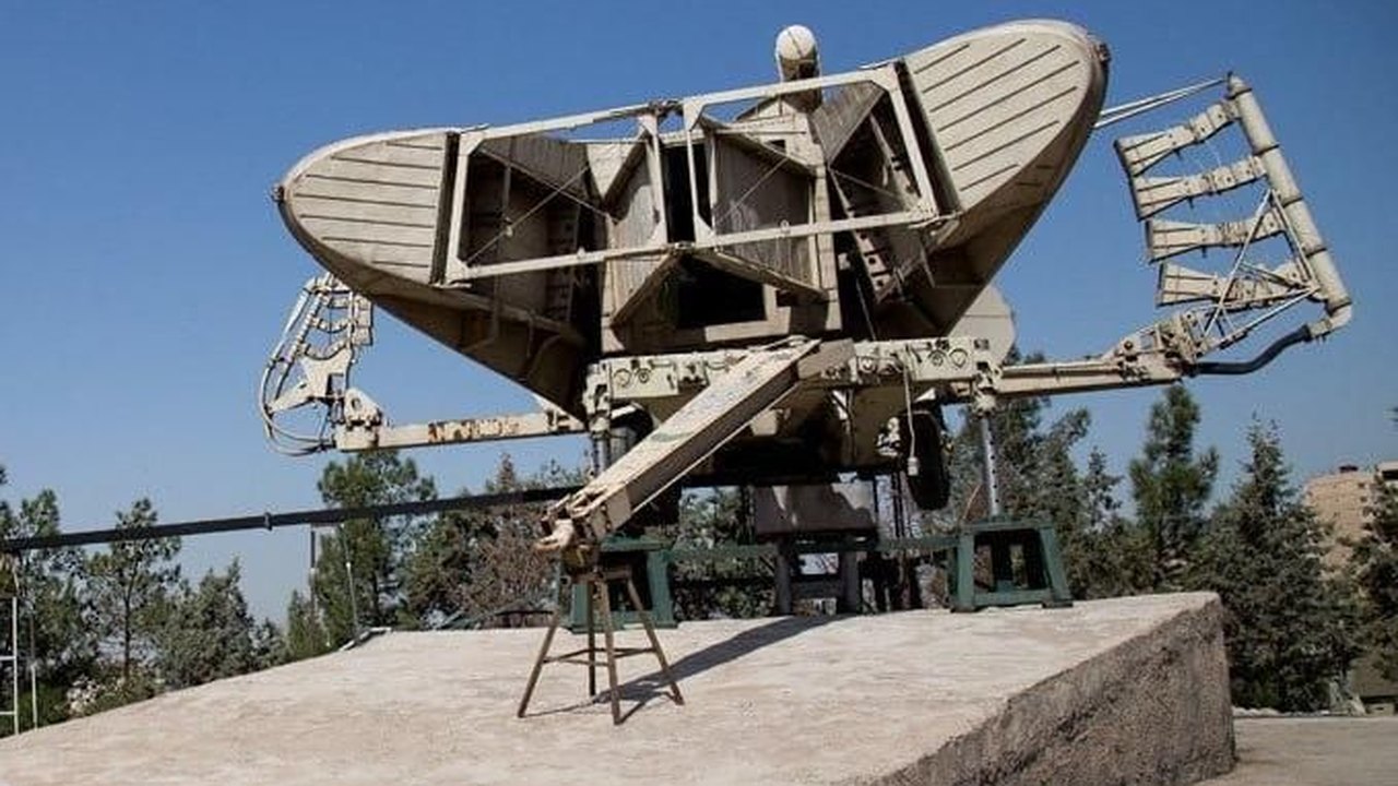 IRGC intercepta caça hostil sobre Qeshm