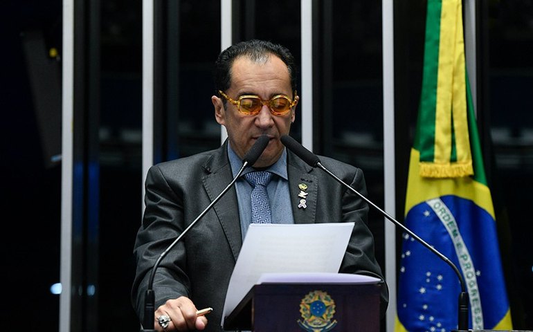 Kajuru critica aumento no preço dos combustíveis para consumidor final