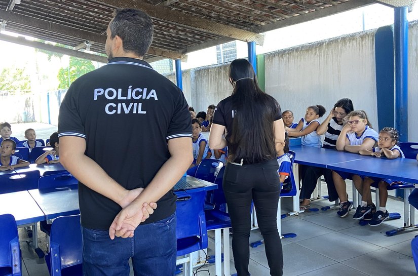 Polícia Civil promove dia de conhecimento e integração com crianças de Maceió