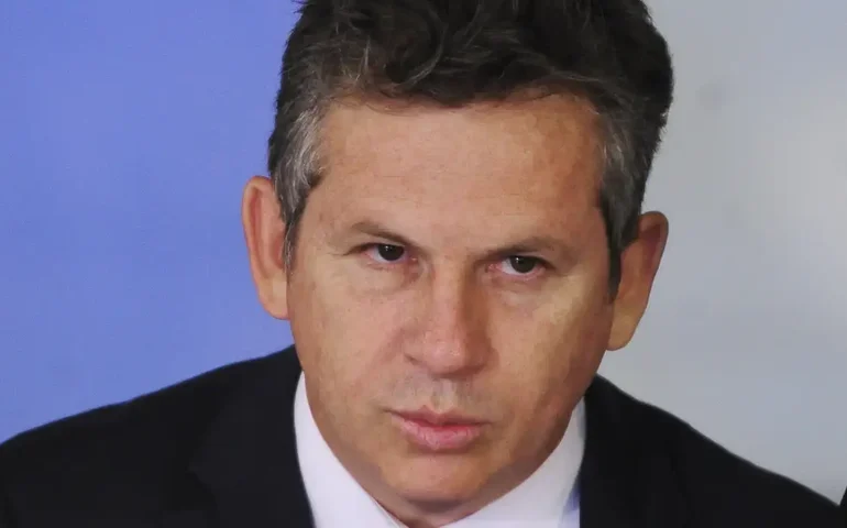 Incêndios: Mauro Mendes diz que ação prática da reunião será em 2025 e defende endurecer pena