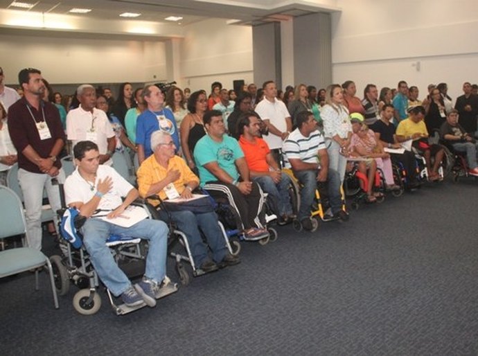 Conferência discute políticas públicas para pessoa com deficiência