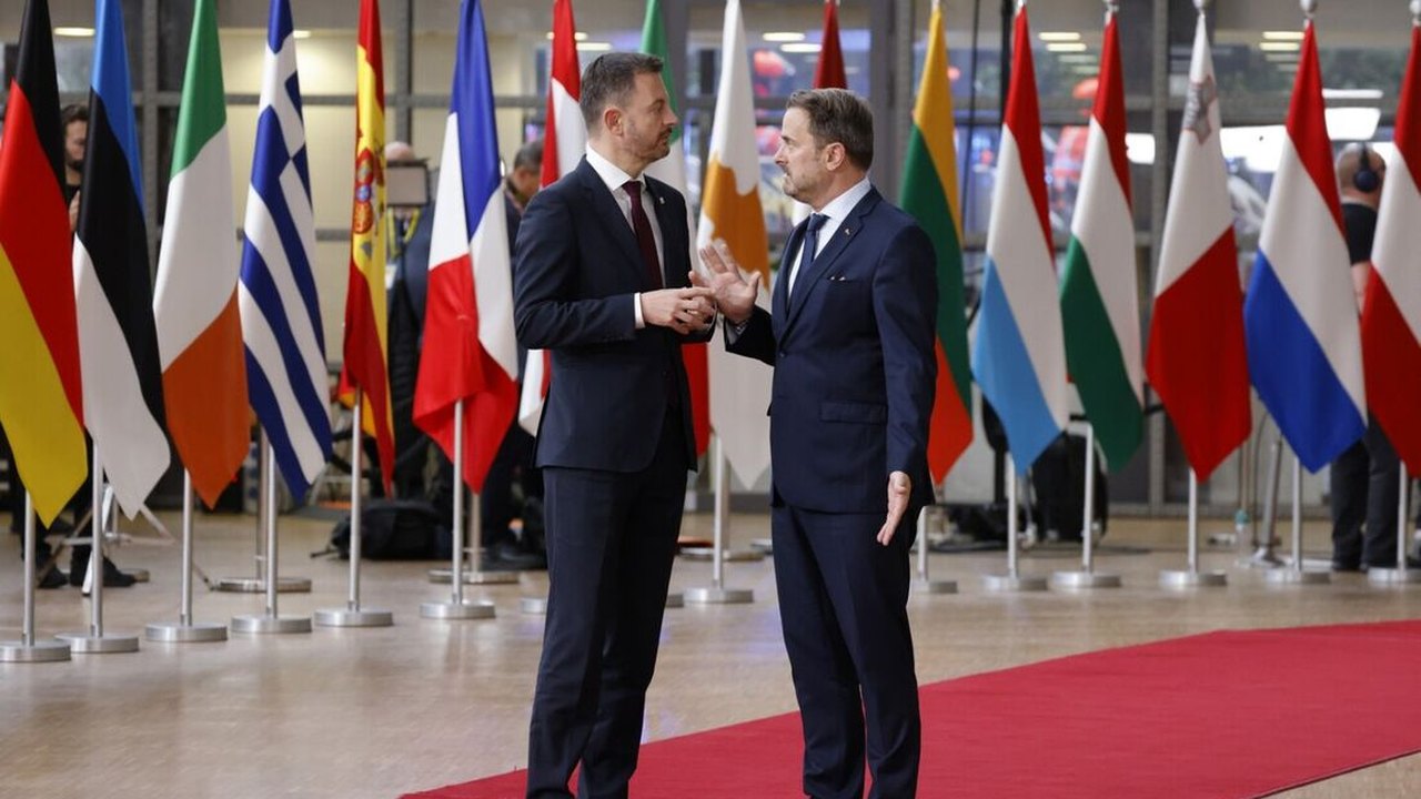 Países da UE chegam a acordo para iniciar negociações de adesão de Ucrânia e Moldávia