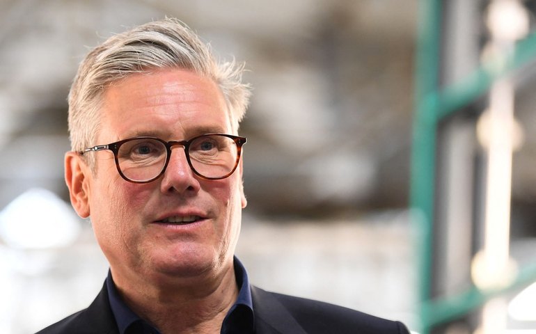 Quem é Keir Starmer, o líder trabalhista 'sem carisma' que levou a esquerda ao poder no Reino Unido após 14 anos