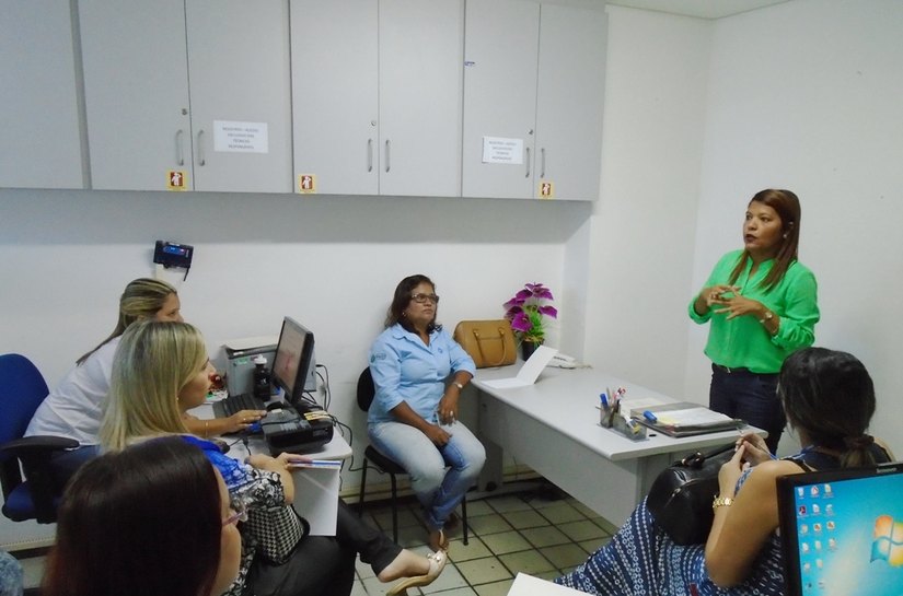 Ouvidoria do SUS leva treinamento a profissionais das UPAs