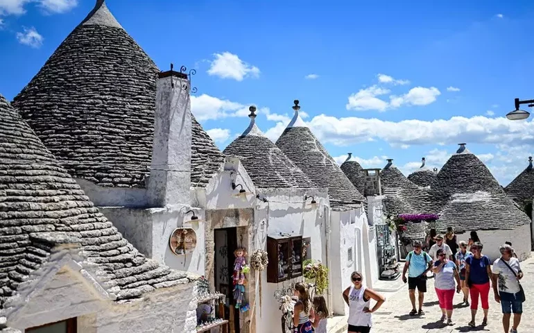 Unesco cria plano para proteger trulli de Alberobello na Itália