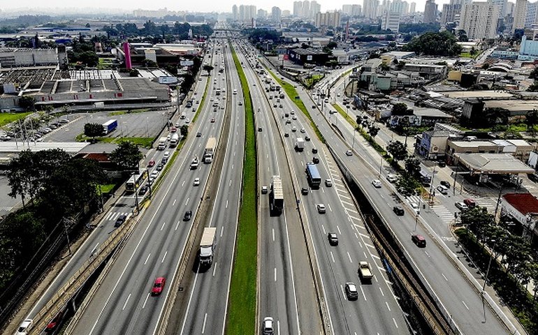 Após relicitação, Dutra quer virar estrada modelo