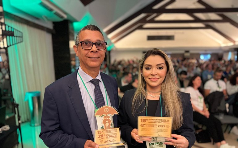 Alagoas recebe troféu de 1º lugar no Brasil em Gestão Previdenciária