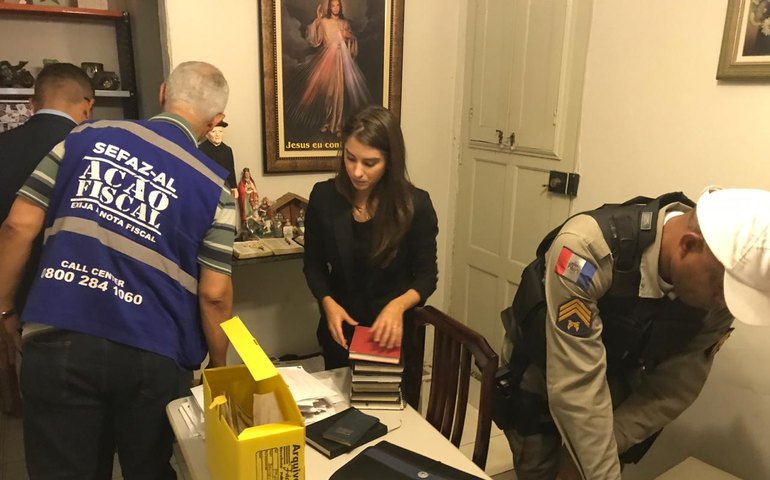 Operação Barnum: Gaesf prende três empresários e uma funcionária acusados de fraudes fiscais