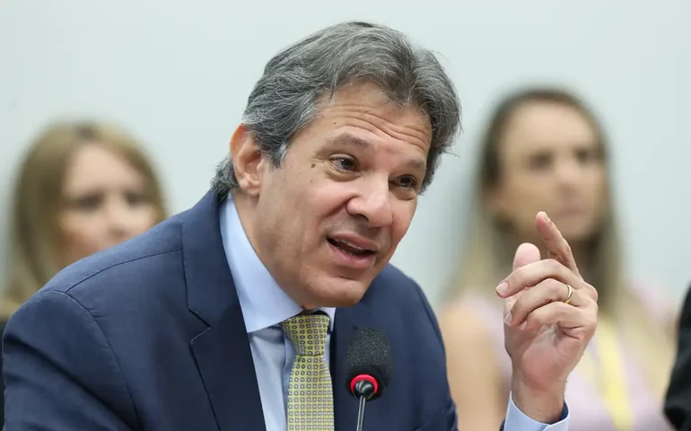 Haddad se reúne com Lula e participa de evento por transformação ecológica com demais Poderes