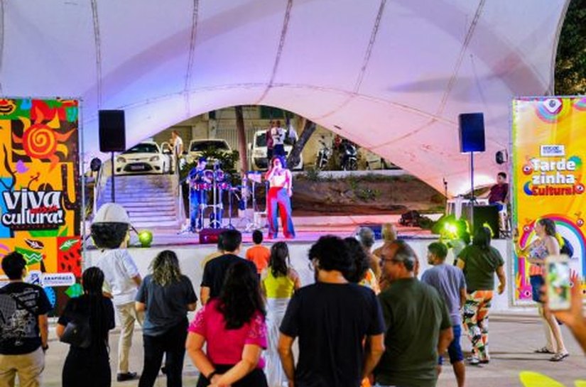 Primeira edição do Tardezinha Cultural movimenta Mercado do Artesanato e enaltece artistas arapiraquenses