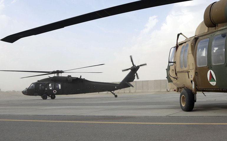Black Hawk: Rio vai usar helicóptero de guerra para operações urbanas de combate ao crime