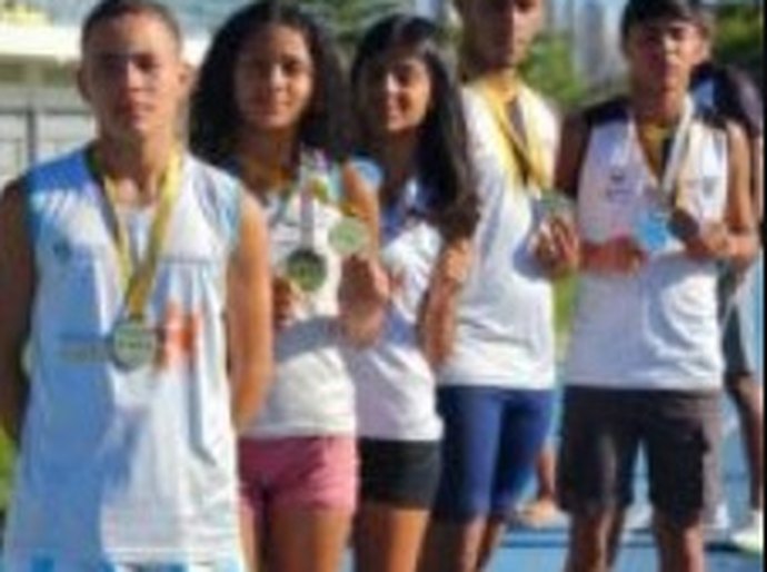 + Atletas: Estudantes de Coruripe se destacam nos preparativos para o Jeal