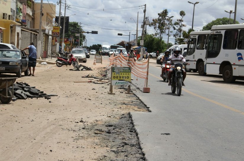 Arapiraca intensifica revitalização de ruas que receberam esgotamento
