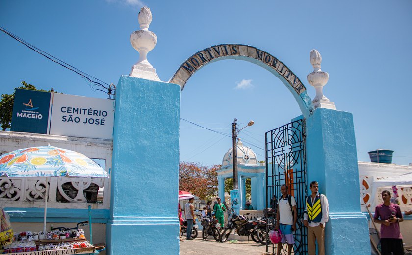 Cemitérios de Maceió terão programação religiosa durante o Dia de Finados