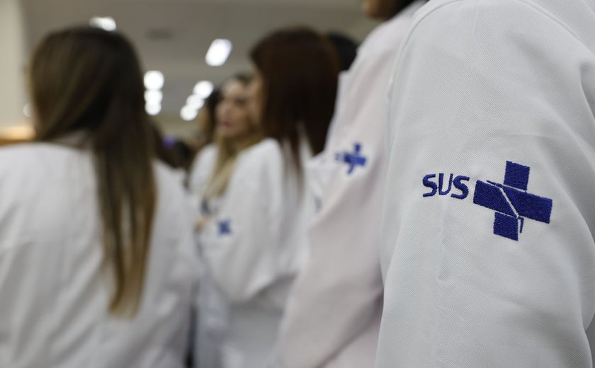 Mais Médicos promoveu melhoria da saúde da população, diz secretário