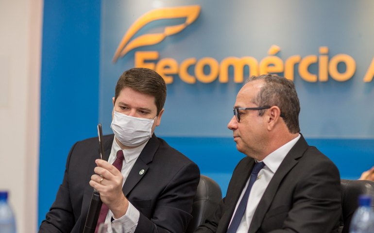 Davi Filho defende menos burocracia e mais olhar social para o comércio