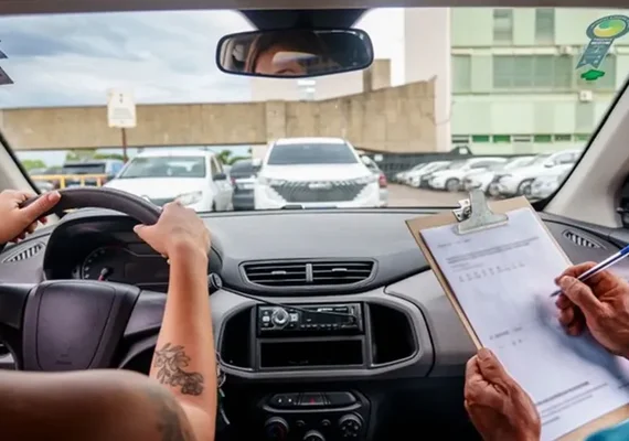 Contran aprova mudança histórica e retira obrigatoriedade de aulas mínimas para obter CNH