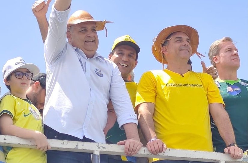 “Estamos juntos nesse projeto”, reforça Mesaque Padilha durante recepção a Flávio Bolsonaro e Alfredo Gaspar em Alagoas