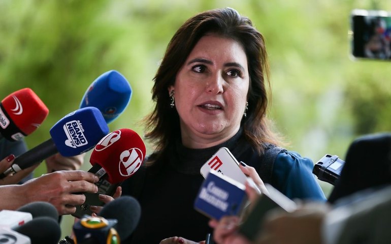 Simone Tebet diz que PT quis ‘puxar o tapete’ de sua candidatura