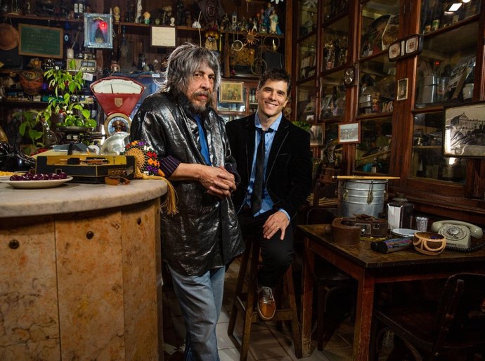 Benito Di Paula apresenta turnê “Do Jeito que a Vida Quer” com banda completa em Maceió