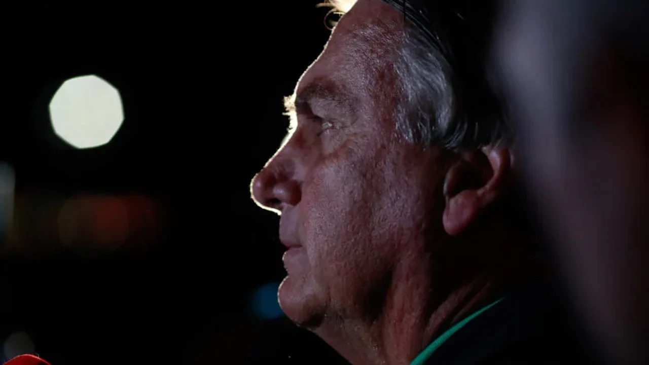 Após prisão preventiva de Bolsonaro, o que acontece com os outros condenados pela trama golpista. Entenda