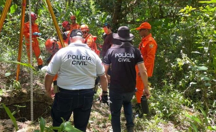 Polícia Civil é acionada ao local onde o corpo foi encontrado