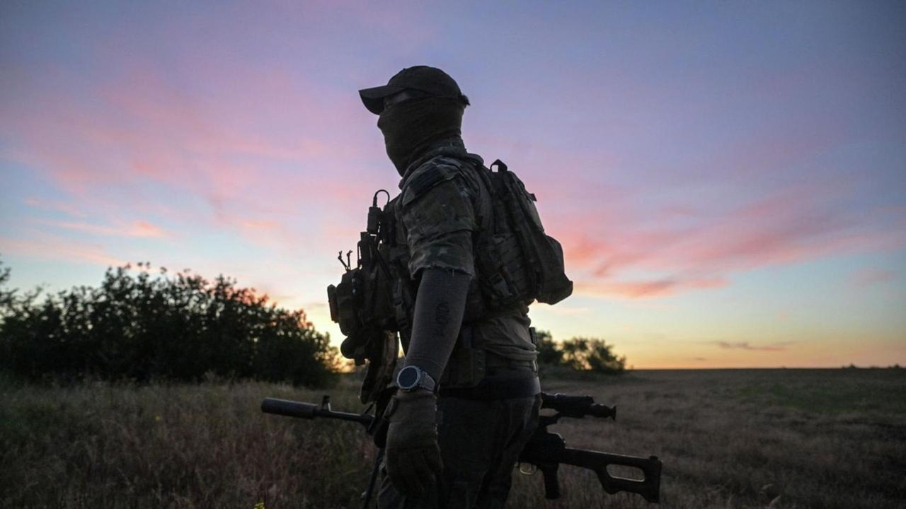 Soldado russo ocupa abrigo inimigo e elimina 6 combatentes ucranianos sozinho, diz militar