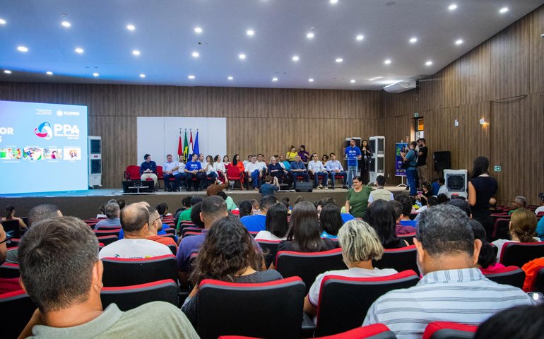 Governador participa do lançamento dos fóruns regionais para construção do PPA