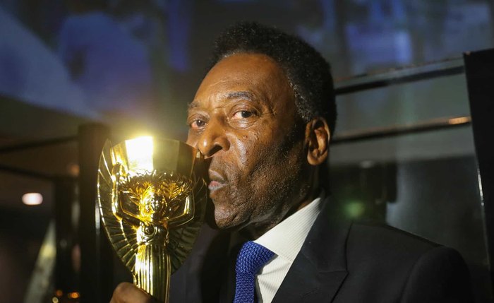 Pelé, 78 anos, deu entrada no hospital durante a manhã de quarta