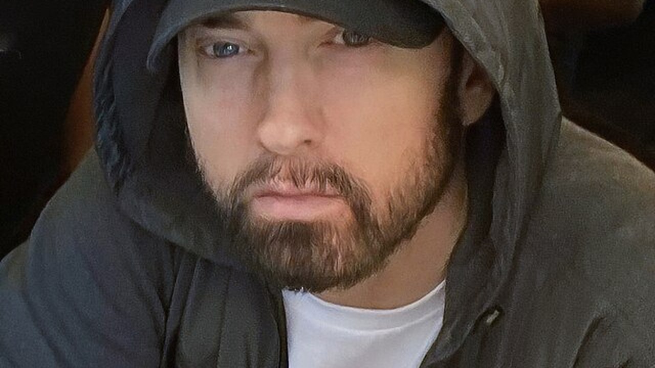 Eminem mostra mensagem carinhosa que recebeu de Dolly Parton antes de sua morte