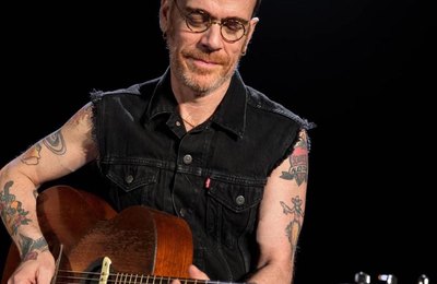 Nando Reis desembarca em Maceió com novo show 