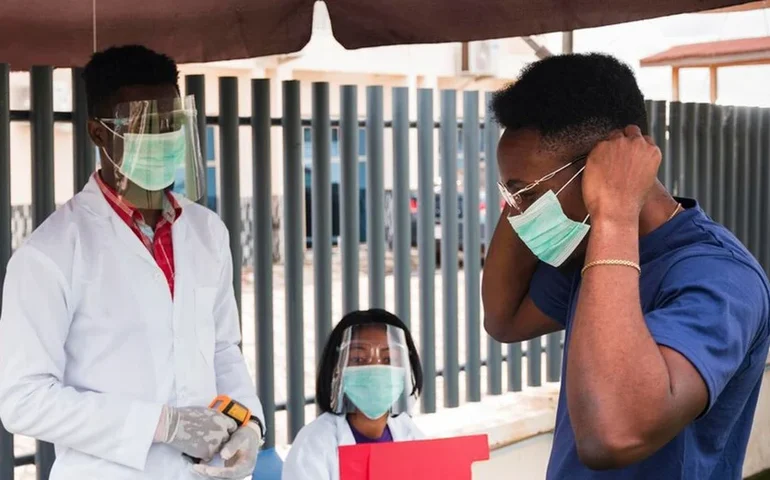 Sintomas, risco, letalidade: o que você deve que saber sobre o surto da doença do vírus Marburg?