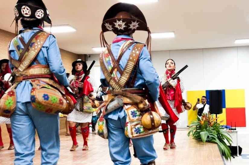 Festival Internacional prossegue, levando cultura e alegria às unidades escolares de Maceió